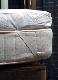 The Club Collection Feather Bed - Double
