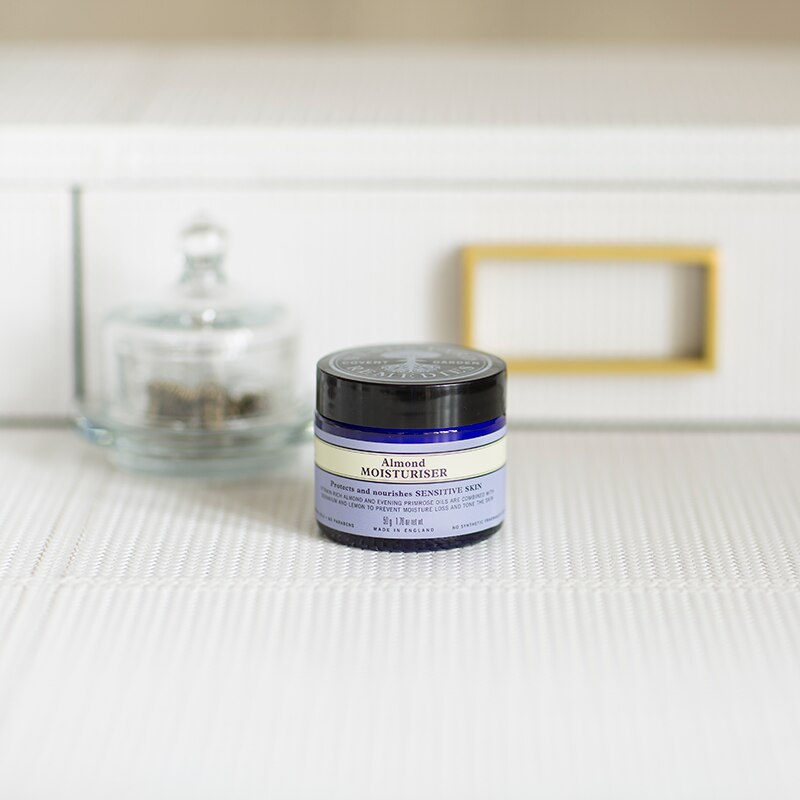 Neal's Yard Remedies Almond Moisturiser 50g FEELUNIQUE